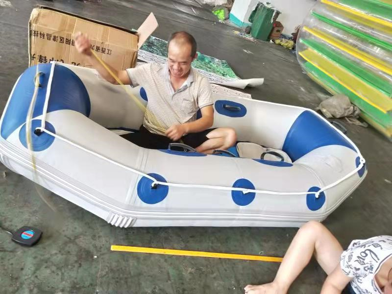 安仁公司定制充气皮划艇